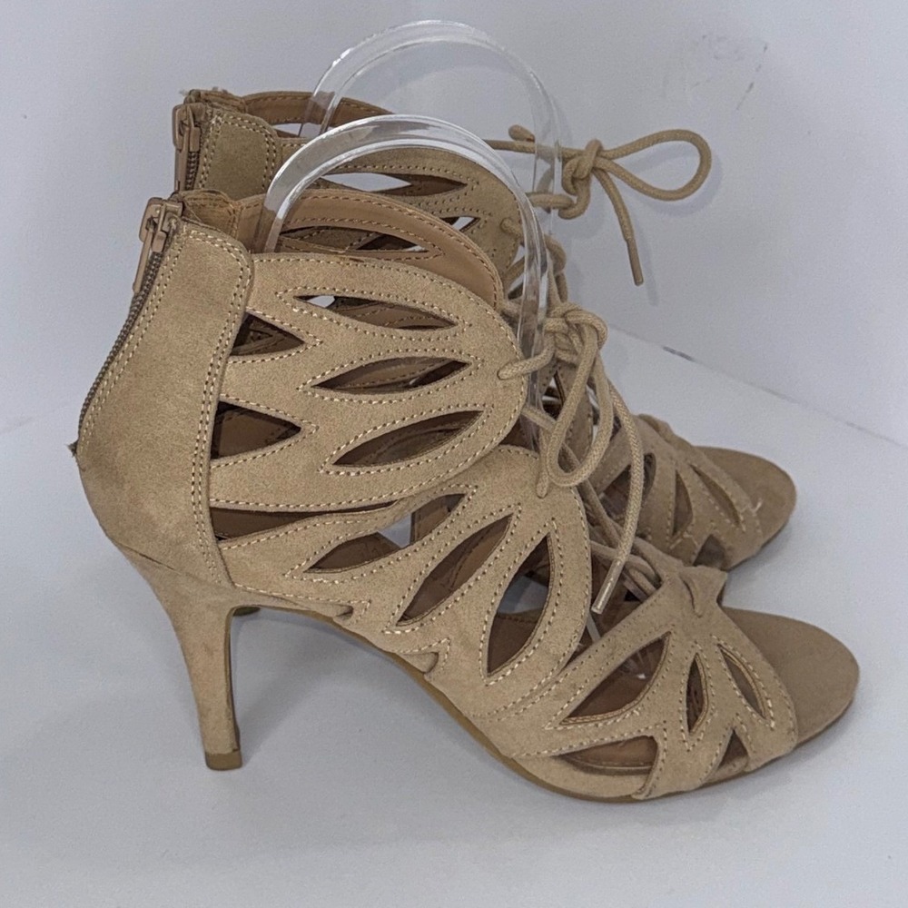 Christian Siriano Stiletto Heel Sandals 8 Tan Caged Lace Up Laser Cut Boho Chic - Picture 6 of 12